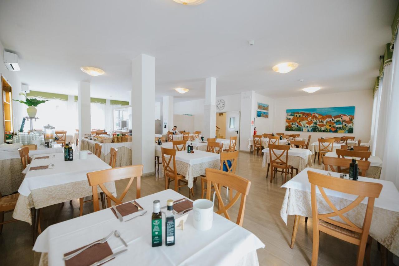 ליגננו סביאדורו Hotel Gloria מראה חיצוני תמונה