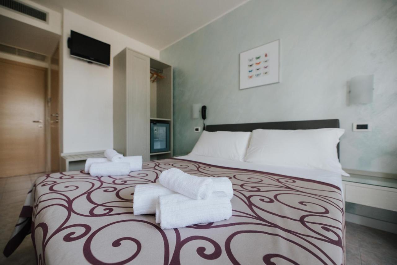ליגננו סביאדורו Hotel Gloria מראה חיצוני תמונה