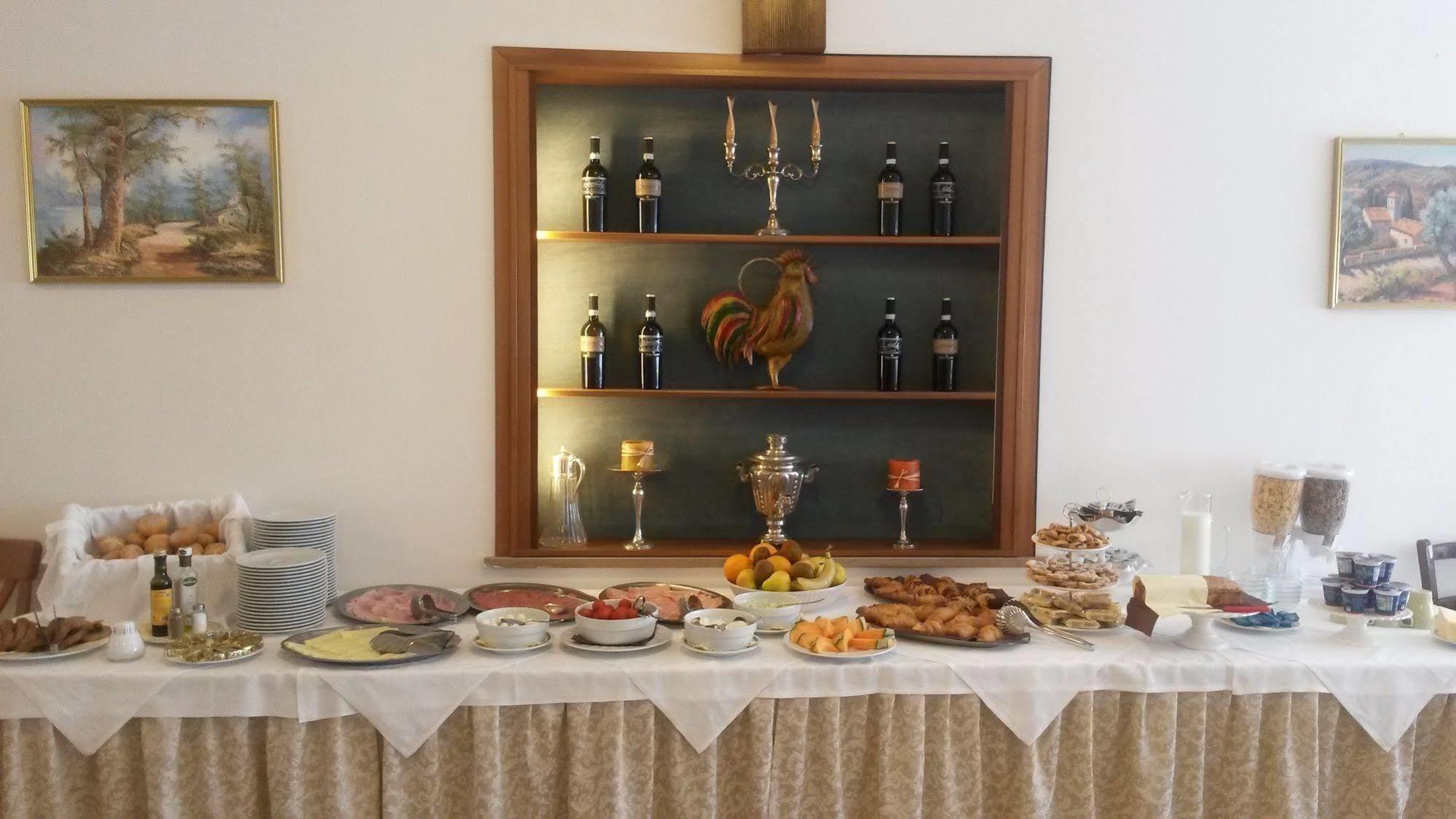 ליגננו סביאדורו Hotel Gloria מראה חיצוני תמונה